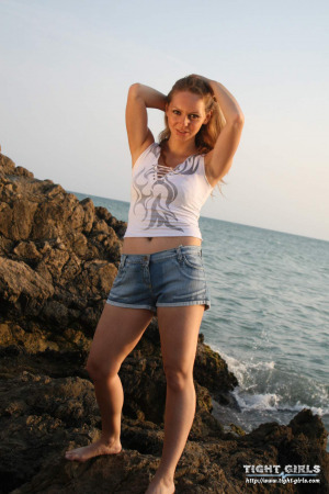 Lena_H